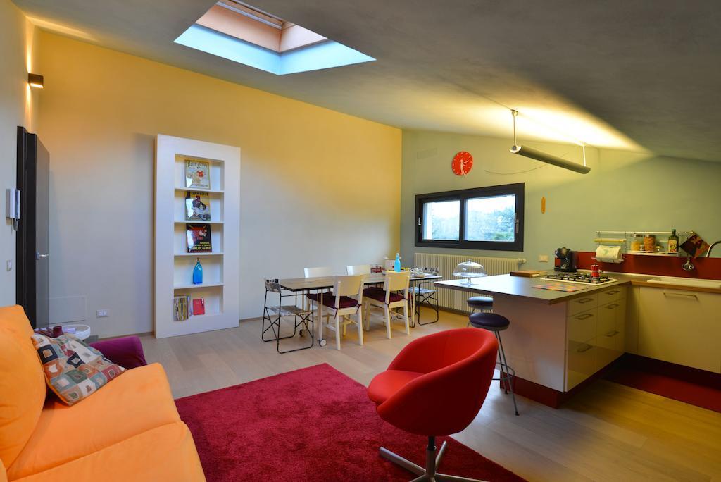 Casa Lo Bed & Breakfast เชซานา ภายนอก รูปภาพ